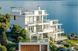 民宿主哭穷VS游客嫌贵：这场‘双输’困局谁之过？